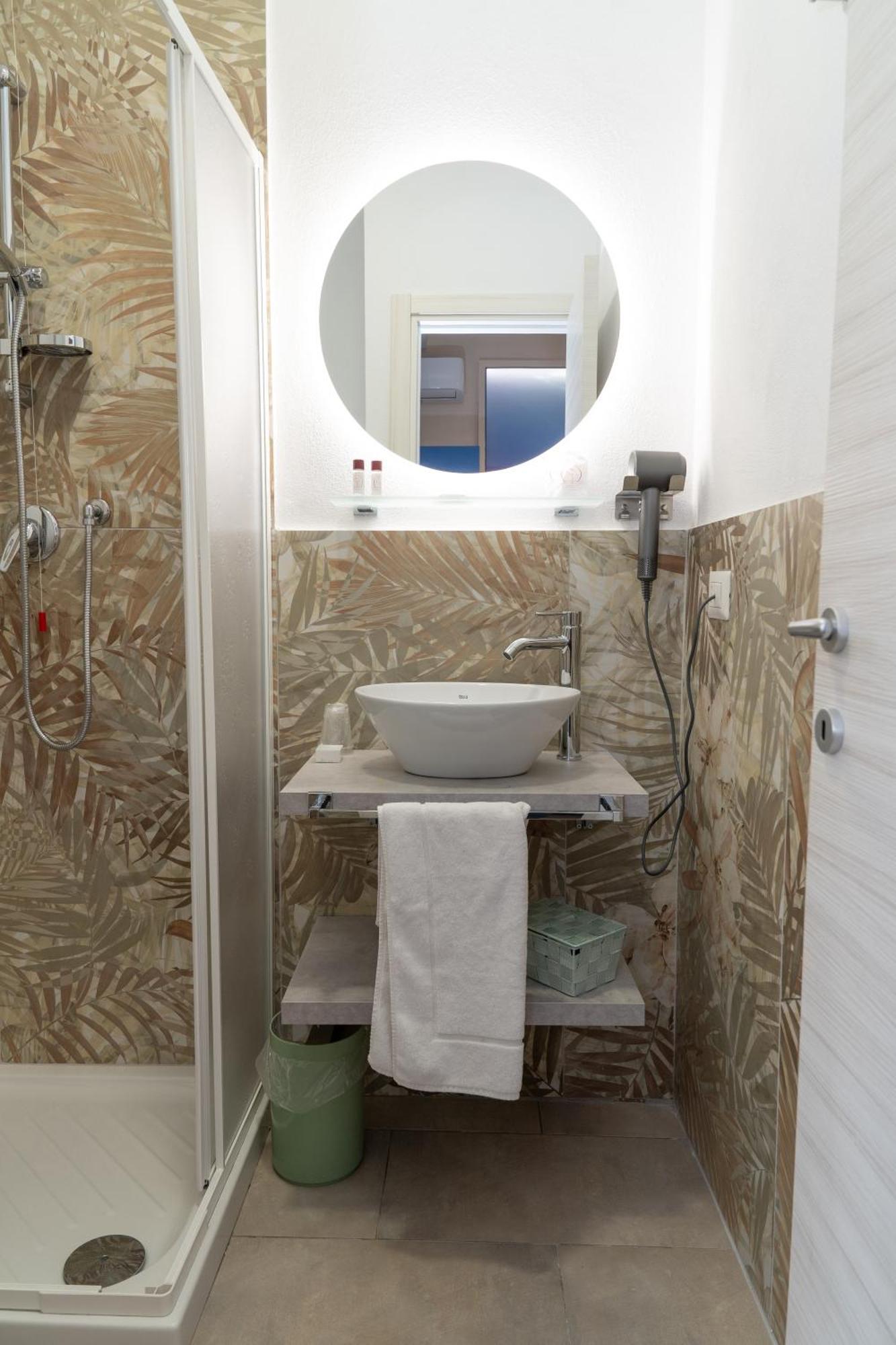The Sun Hotel Boutique Napoli 外观 照片